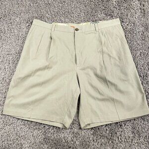 Tommy Bahama Shorts Men's 40 Beige Silk Blend Pleated Front Casual 9" Inseam
